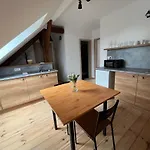 Varkeruelet 6 * Sárvár