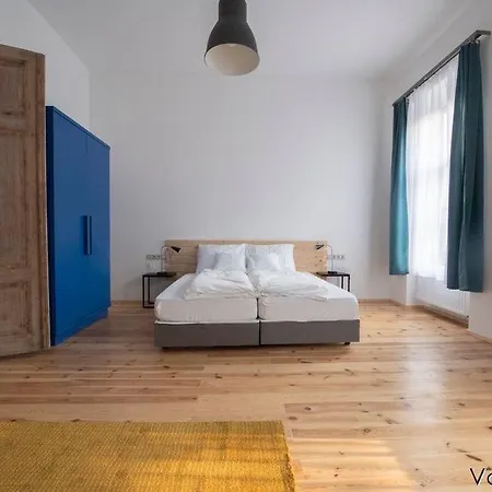 Varkeruelet 6 Sarvar