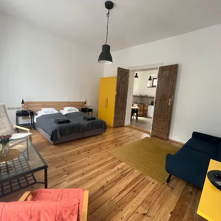 شقة Varkeruelet 6